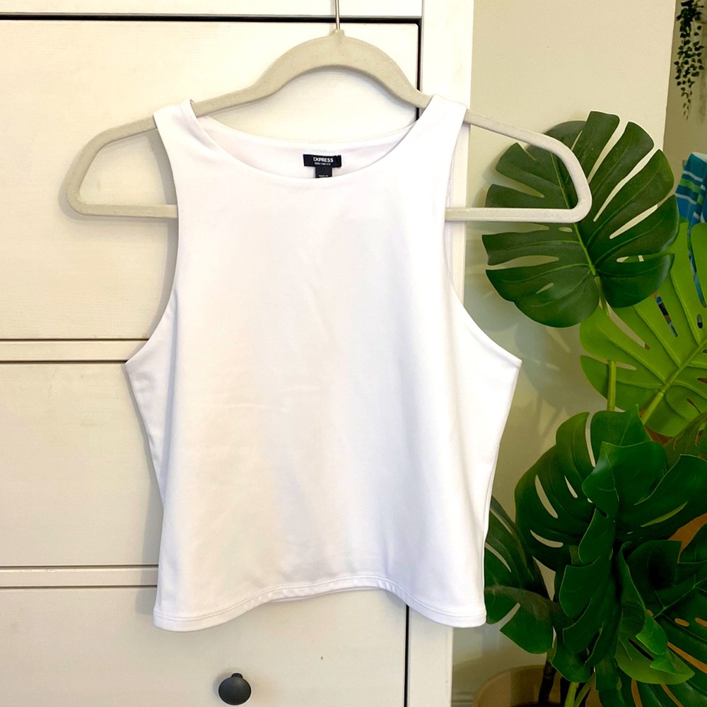 Express Body Contour Top